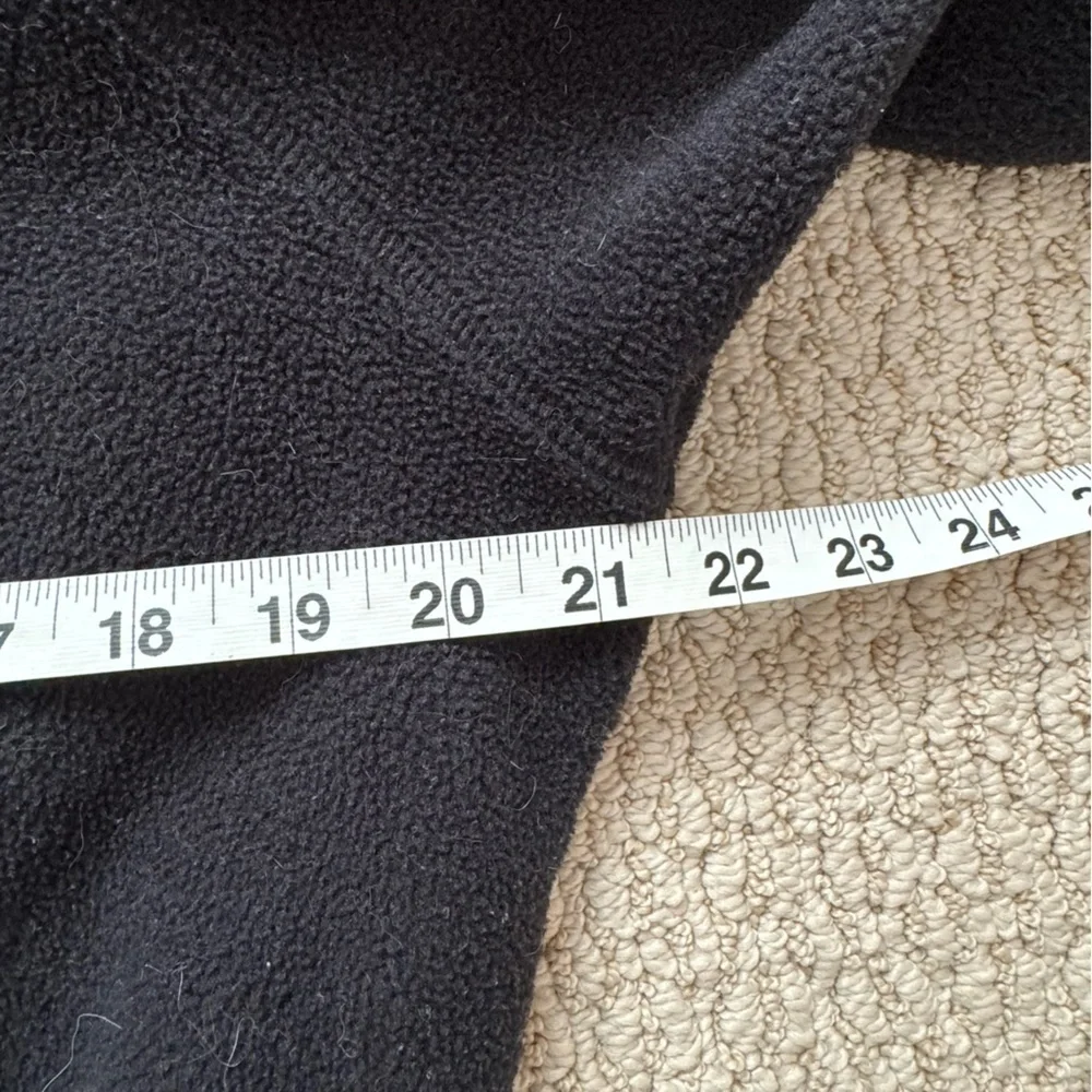 The North Face Black Fleece Pullover Sweatshirt Small